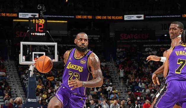 詹姆斯连续三场比赛得分超过爆冷,加拿大队不断突破! 詹姆斯连续三场比赛得分超过爆冷,加拿大队不断突破!